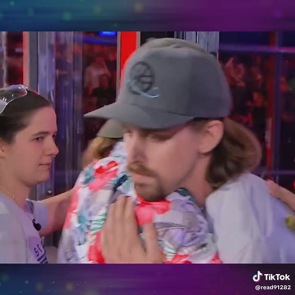 Twin Titans Clash - BattleBots FoTW: HUGE vs Starchild | WC7 #BattleBots #HUGEvsStarchild #RobotBattle #BattleBotsWC7 #RobotWars #TechCompetition #BattleBotsFight #Robotics #TechShowdown #EngineeringBattle #RobotClash #BattleOfTitans #RobotFights #TechEntertainment #RoboticsCompetition #BattleBotsSeason #MustWatch #TechFans #TVShow #fyp