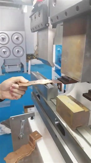 Step Forming Die for Precision Bending 🔧#tools #bending #metalworking #forming #pressbrake