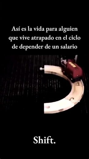 El Bucle de la Linealidad Económica