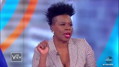 324K views · 5.5K reactions | Leslie Jones playing our Whoopi Goldberg on #SNL was simply the best — we look back on her time on the show and her most recent "The View" parody! https://abcn.ws/2IRiMrt | The View | Facebook