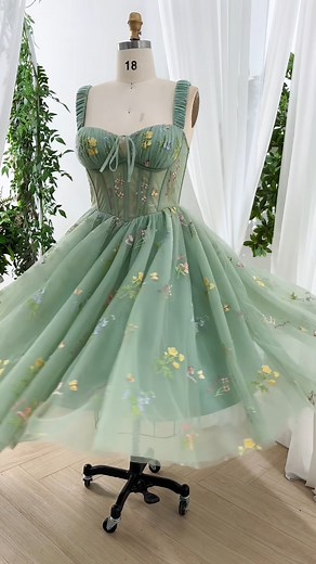 556K views · 8.2K reactions | Making a corset floral embroidery midi plus size dress #dress #gown #fashion #prom #promdress #sewing #weddingguestdress #mididress #Prom2025 #partyoutfit #vintage #custommade #ElegantStyle #creative | Miss Jophiel | Facebook