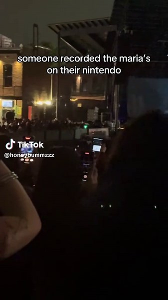 Exploring Maria's Submarine Tour on Nintendo