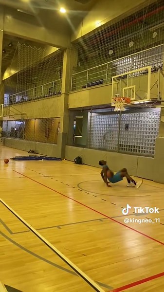 Compile dunk on my bag #basketball #fy #fyp #dunk #viral