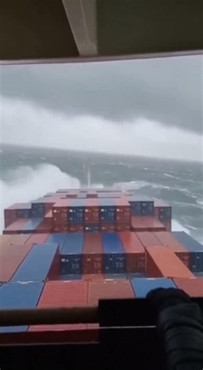 Massive Waves Hit Cargo Ship: Brutal Ocean Storm! #unexpected #ship #storm #viral #cargoship