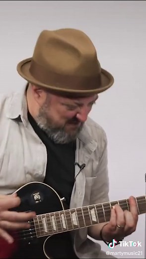 Learn to Play 'I Wanna Be Sedated' by The Ramones on Guitar