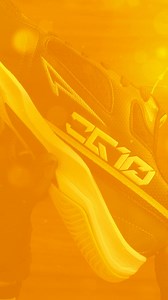 ¿Te falta agarre en la cancha? ⚽️🔥 Llegaron las nuevas CG10 de Max Sport. Diseñadas con una suela de alta tracción para que no te resbales en la jugada decisiva. Comodidad total, diseño brutal en negro y amarillo, y la resistencia que necesitas para dejarlo todo en el partido. 🚀 Sube tu nivel hoy mismo. ¡Pídelas antes del fin de semana! 👇 | Max Sport