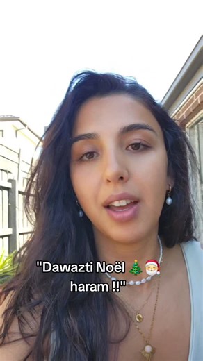 Z M A G R I Y A 🇲🇦 🇦🇺 💫⭐️ on Instagram: "Koul wa7ed ou raii dialou walakine hadi hiya l fikra diali. Kan tmenna nas aktar i 7allou tafkir dialhoum ou i t3arfou 3la nas khrine ou ta9afate khrine. 9bel dine, kayn bnadam ou 7na koulna bnadem ou khoute f had l7ayate 🕊🏳️‍☮️✌️ #maghrib #morocco #maroc #noël"