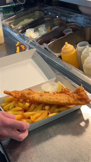 Our friends at Hunky Dory Port Melbourne have had a glow up, so we popped by to say hi and enjoy some lunch 👋Same friendly staff, delicious menu, and of course, our golden Harvest Choice chips -… | Lamb Weston APAC