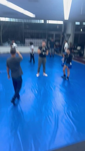 Old School Boxing (@oldschoolboxingcenter)’s videos with original sound - Old School Boxing