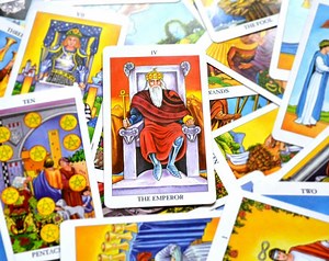 Understanding the Symbolism and Significance of the Emperor Tarot Card | LoveToKnow