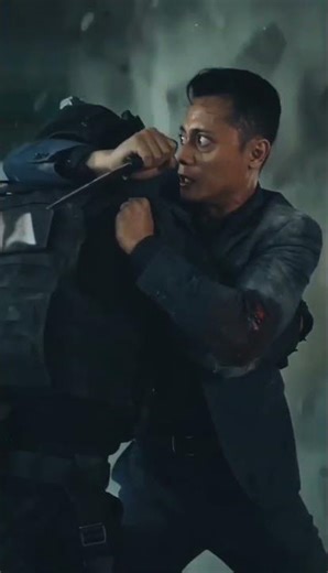 Collapsing Skyscraper Interior Inspired by Bourne Movie