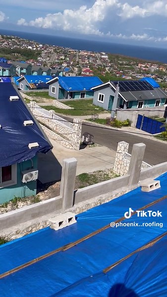 Phoenix Roofing: Hurricane-Prepared Solutions