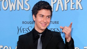 Death Note versi Hollywood akan dibintangi oleh Nat Wolff?