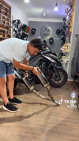 Z1000 Samurai: Akrapovic Exhaust Sounds