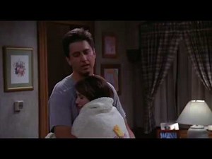 Everybody loves raymond : debra and ray fight