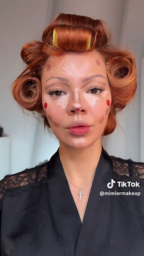 Jessica Rabbit Costume Tutorial for Halloween Enthusiasts