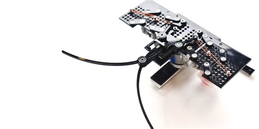 Programming robots with rubber bands