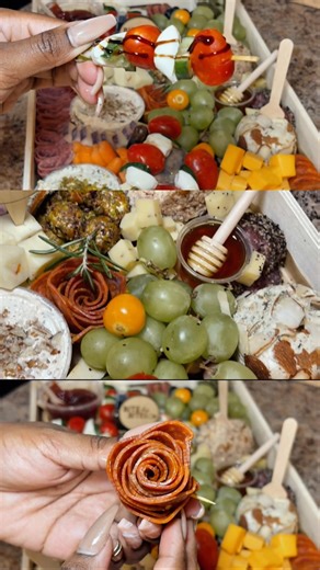 Board by @bitebybiteandco Shipped by @goldbelly #healthyfoods #healthysnacking #snacks #charcuterie