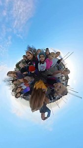 Lichterkinder kommen nach Flensburg! Freut euch auf Mitmachen-Songs, Tanz, Magie & leuchtende Kinderauge. Jetzt Tickets sichern - Link in der Story! | Lichterkinder Musik