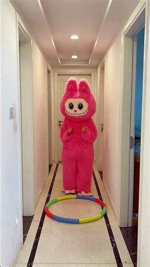 cute Zimomo & Mokoko jumping into the hula hoop