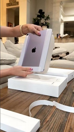 iPad Air M3 in Purple is Just WOW! 🔥 Unboxing + First Look