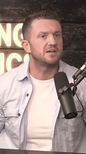 Tommy Robinson Says the UK Is Erasing Christmas 🇬🇧 🎄 🚫 | Soothing Semantics