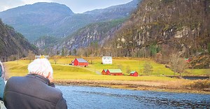 Winter fjord tours and cruises from Bergen