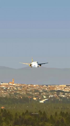 Exploring Condor Airline: History and Destinations