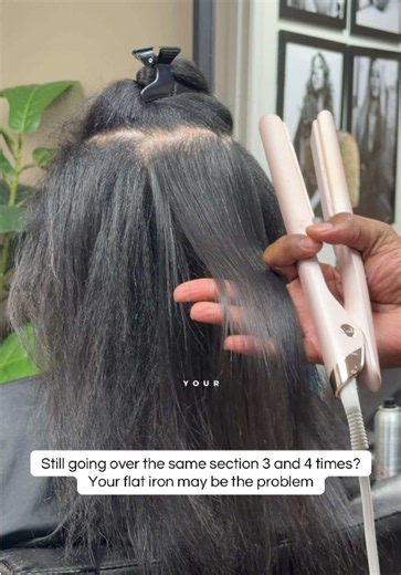 More passes mean more heat exposure. The T3 SinglePass gives a smooth finish without repeatedly chasing the same section. It’s linked above. #FlatIronTips #HealthyHairTips #SilkPress #T3SinglePass #NaturalHairCare