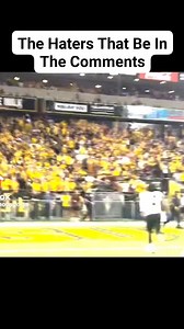 YALL!! I think I cracked the code. 🕵🏾‍♀️ All this Shedeur hate? 👀 It ain’t random it’s personal. Remember after every Colorado win when he’d go to the student section and hit that wrist flex? 💪🏾🔥 Perfect timing, perfect trolling. Welp… turns out some of these “critics” are just salty 20-somethings from those same student sections still mad their school got cooked ran home ans told thwie parents!!!. 🥴 It started with Arizona… and clearly they never recovered. 😂 #ShedeurSanders #StudentSec