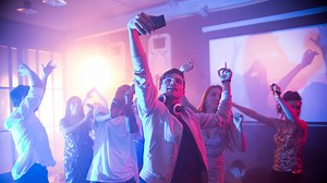 【BTS ジミンのダンスを解説】得意技や特徴は？解説動画もあり！ | スポともダンスマガジン