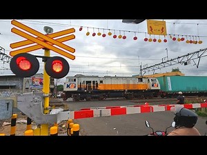 Kompilasi Perlintasan Kereta Api Barang | Random Jenis Alarm Lampu Palang