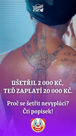 Tetování.cz | Nejlepší tetování a tipy on Instagram: "„Nejsem tak bohatý, abych si kupoval levné kérky.“ 💸💀 Znáte to? Chtěli jste ušetřit pár stovek, ale ve finále zaplatíte tisíce za laser nebo cover-up. Když jdete k amatérovi (tzv. scratcherovi), neriskujete jen to, že obrázek bude křivý. Riskujete zdraví své kůže. Co přesně se stane, když tatér neví, co dělá? 1️⃣ Efekt „Hamburger“ (Overworked Skin) Když tatér neumí odhadnout hloubku vpichu nebo “rejpe” na jednom místě moc dlouho, kůži doslo