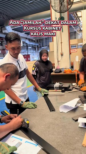 39K views · 196 reactions | Cantik Jamilah kami kan?來 #kursuskalismaki #asiakitchacademy #kursuskabinetaluminium | Asiakitch Academy | Facebook