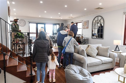 Reserve hit on first bid for hotly contested $3.1m Earlwood home