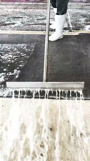 Scraping Until It Shines Brigh #asmr #odlysatisfying #satisfying