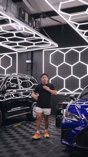 🚨KATY LUXURY CAR OWNERS🚨 Give your ride the VIP treatment it deserves! ✨Ceramic Coating, why you ask? It's the ultimate way to protect your investment and achieve that jaw-dropping, permanent wet look that'll have heads turning wherever you go. Our Ceramic Coating Package Will:👇🏼 ✅ UV protection to prevent sun damage ✅ Easy cleaning with water and dirt sliding off ✅ Removes marks and imperfections ✅ Low-maintenance washing ✅ Long-lasting shine 𝐅𝐨𝐫 𝐀 𝐋𝐢𝐦𝐢𝐭𝐞𝐝 𝐓𝐢𝐦𝐞 𝐎𝐧𝐥𝐲 We're