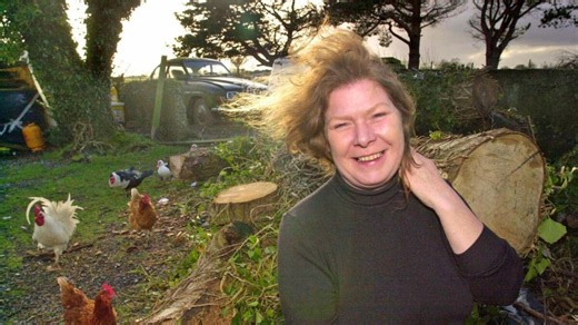 Much-loved singer Dolores Keane dies | Offaly Independent