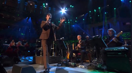 Darrell Smith and the BBC Concert Orchestra There’s A Ghost In My House Originally by R Dean Taylor And I know his version was the best before you say it 😉 Northern Soul at the BBC Proms Royal Albert Hall #DarrellSmith #NorthernSoul #bbcproms | Darrell Smith