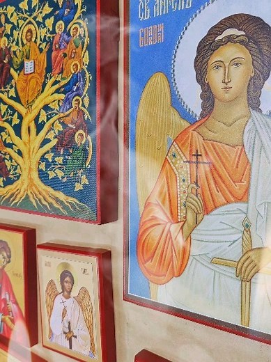 2.1K views · 54 reactions | A few icons ready to send to our customers! #orthodoxy #orthodoxowned #orthodoxicon #orthodox #christianiconography #guardianangel #christthetruevine | Legacy Icons, LLC | Facebook