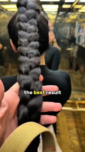 Your Hair Will Grow Faster With This 3-Ingredient Oil 🌿