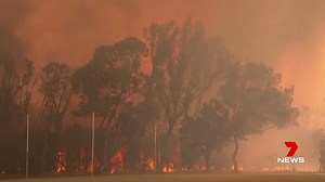 There's been a fire emergency in Perth's south as we sweltered through a new hot weather record. Geof Parry was live in Forrestdale. www.7NEWS.com.au #7NEWS | 7NEWS Perth