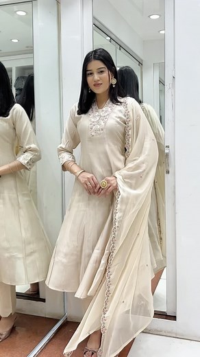 Styles Never Get Off ✅ M L XL XXL SIZE Order On 918849546519 #kayraaahmedabad #kayraagurukul #kayraadesignerstudio #onlineshopping #kayraakurtistore | kayraa_studio