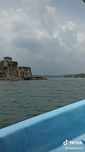 Exploring Castillo de San Felipe in Guatemala