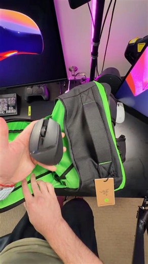 Best Travel Gaming Set Up! -- Razer Rogue V4 #gaming #shorts