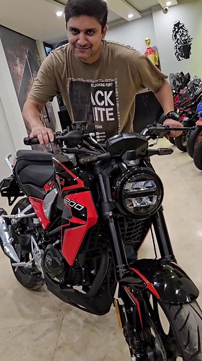 SUPER STAR 200cc NEW MODEL 2024 NEW RED COLOR SUSPENSION TEST ON PK BIKES & UNITED AUTOS MOTORSPORTS SARQULAR ROAD NEAR THANA WARIS KHAN RAWALPINDI #caferacer #2024 #pkbikes #pakistan #14august #price #trending #content #fypviral #fypviralシ #zsmotovlogs #unitedautosmotorsports #tiktok #viral #fyp