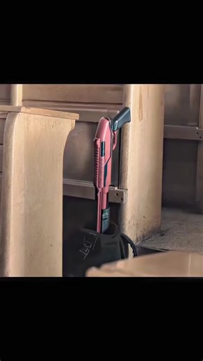 Being invisible is amazing 🥲