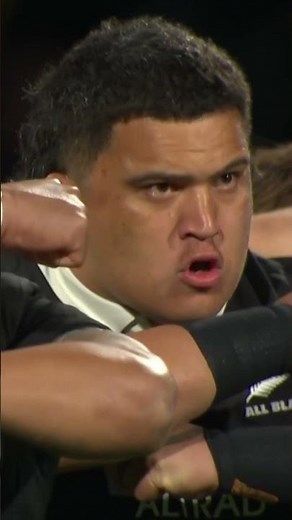 Billy Proctor leads the All Blacks haka!