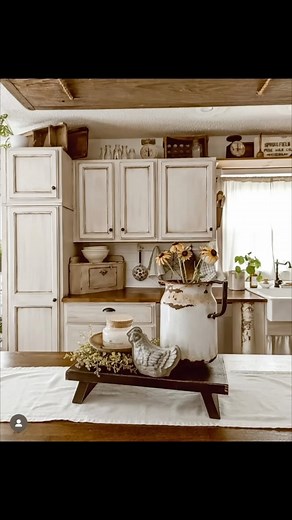 Those Kitchen views!!! 😍 We love sharing Jenn’s kitchen from @downshilohroad ! And we love the way she styled our black table riser!! #redfoxprimitives #homedecor #downshilohroad #kitchens #kitchendecor #farmhousestyle #vintagestyle #rustichomedecor #lovethishouse #beautiful #farmhousekitchen | Red Fox Primitives, LLC