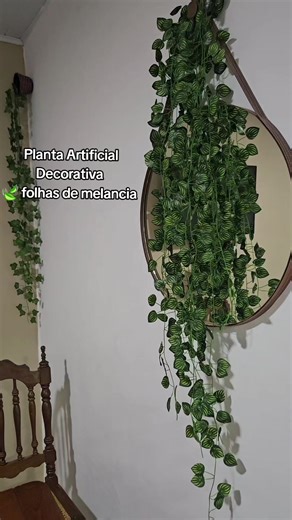 Planta artificial decorativa realista para deixar sua casa mais bonita sem regar e sem manutenção 🌿 Decoração prática, elegante e sempre verde. link disponível na tela ou sacolinha laranja #plantaartificialdecorativa #plantarealistaparaCasa #decoracaocomplantaartificial #plantafakeparadecoracao #plantasartificiaisrealistas